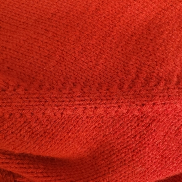 Womans Hand Knit Oversized Swester Size XL - Picture 11 of 12